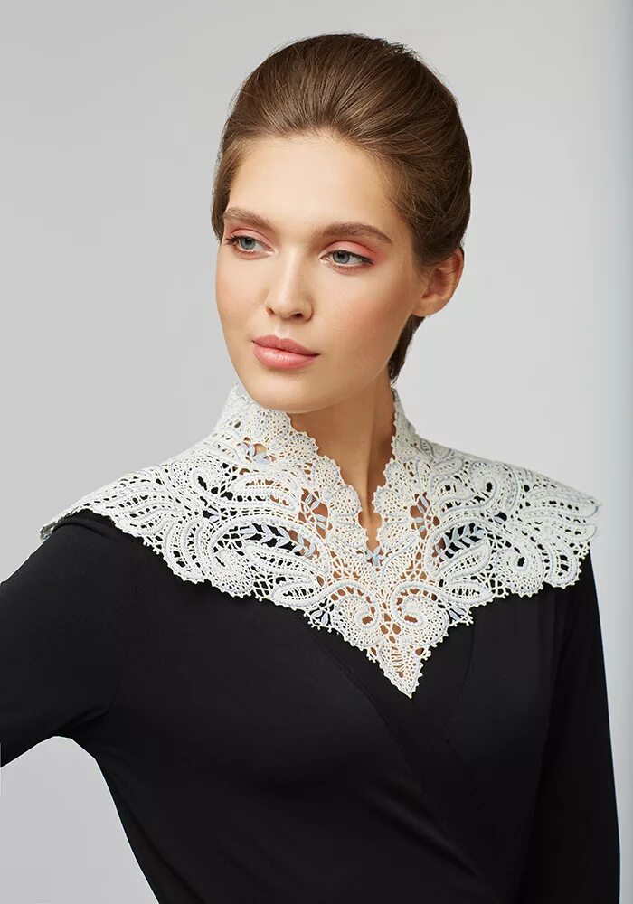Кружева мадам круже. Кружевной воротник. Воротник из кружева. Жабо. Кружевной воротник.