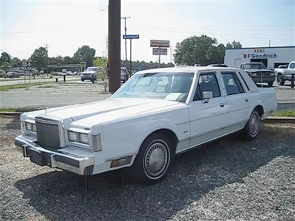 Linkoln town car 1988. Линкольн town car 1988. Кадиллак таун кар 1988. Линкольн таун кар 1988. Линкольн таун кар 1981 фараон.