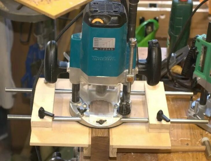 Фрезер festool of 1400. Фрезер bosch 1400. Фрезер хитачи м 12 в 2. Фрезер вихрь фм-1300. Фрезерный станок makita 3612.