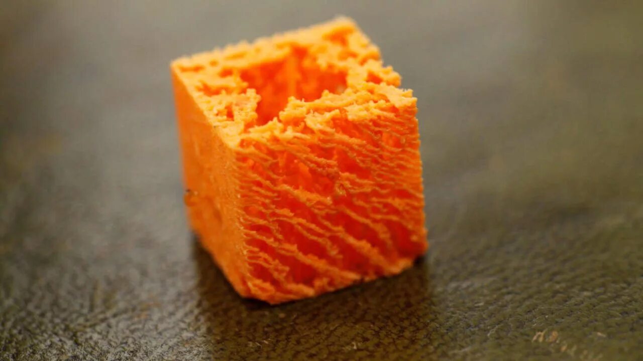 3d принтер проблемы. Недоэкструзия 3d принтера. 3д печать недоэкструзия. недоэкструзия 3d принтера cura. дефекты 3d печати.