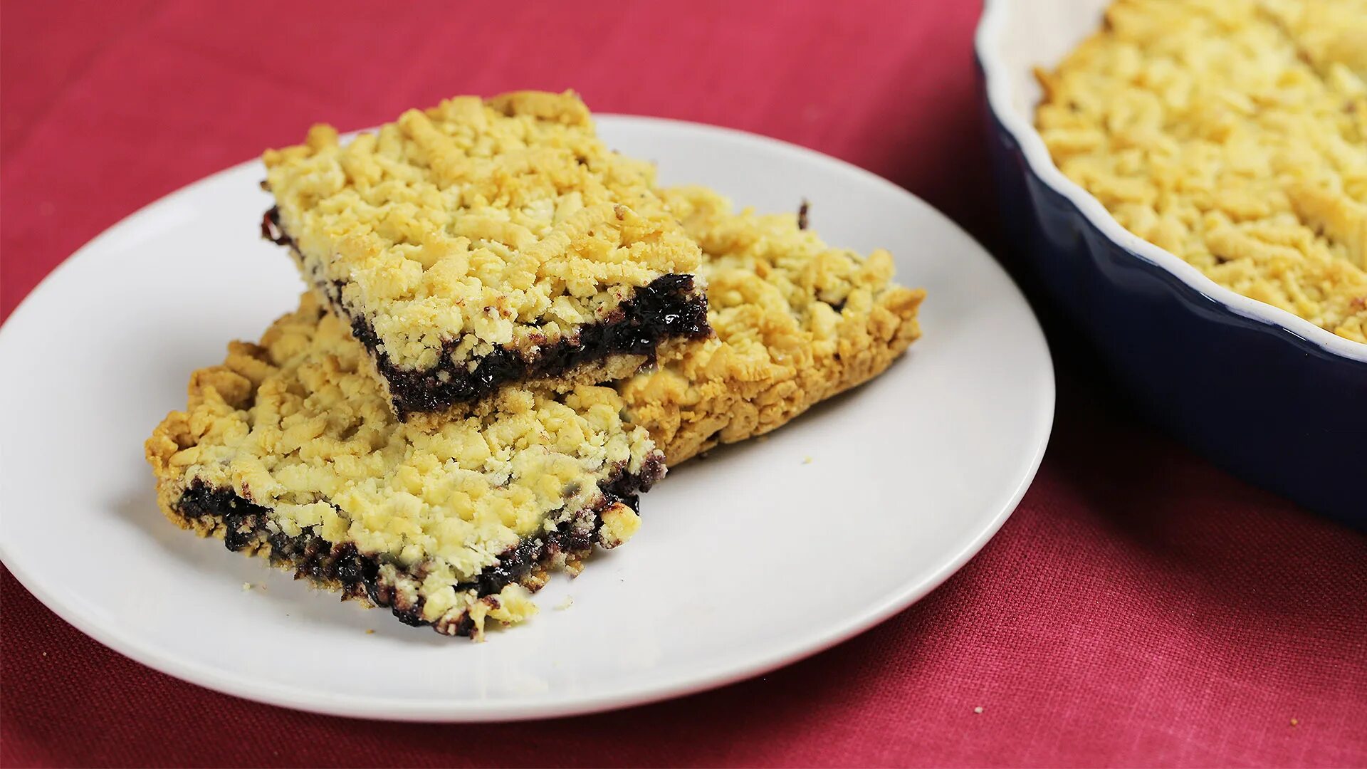 тертый пирог со смородиновым вареньем. быстрый тертый пирог. пирог с вареньем песочный на скорую руку. тертый пирог тертый пирог тертый пирог. быстрый тертый пирог.