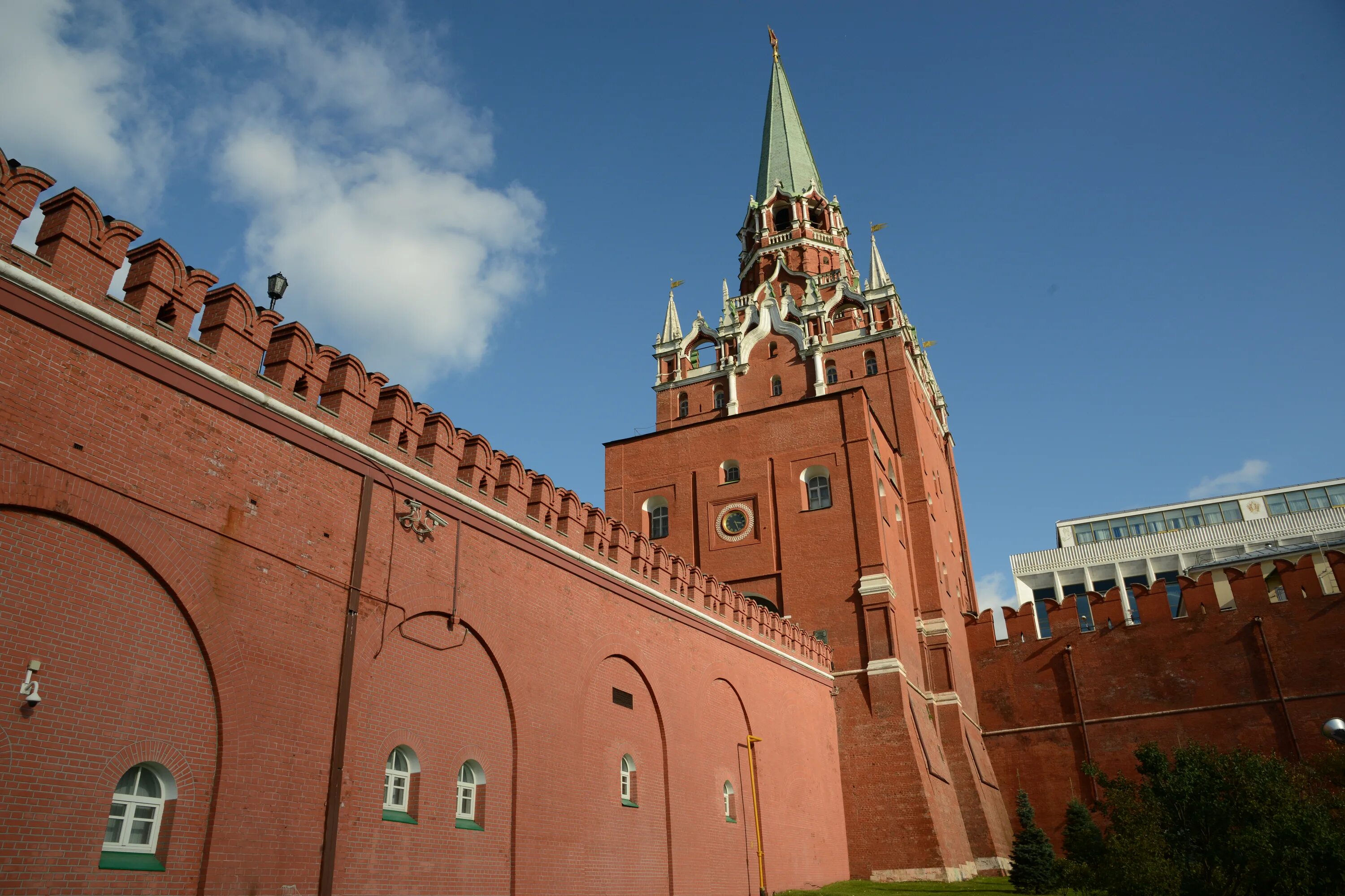 Static kremlin. Троицкая башня башни Московского Кремля. Троицкая башня Московского Кремля 1495. Московский Кремль Троицкая. Троицкий монастырь Троицкая башня.