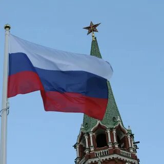 Стяг над кремлем 8 букв