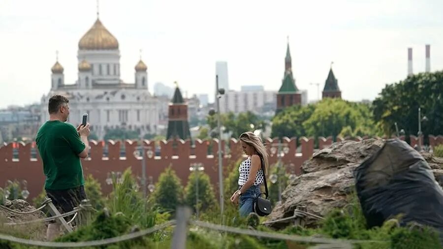 Москва летом 2019. Летняя Москва. Туристы в Москве. Москва сейчас. Центр Москвы сейчас.