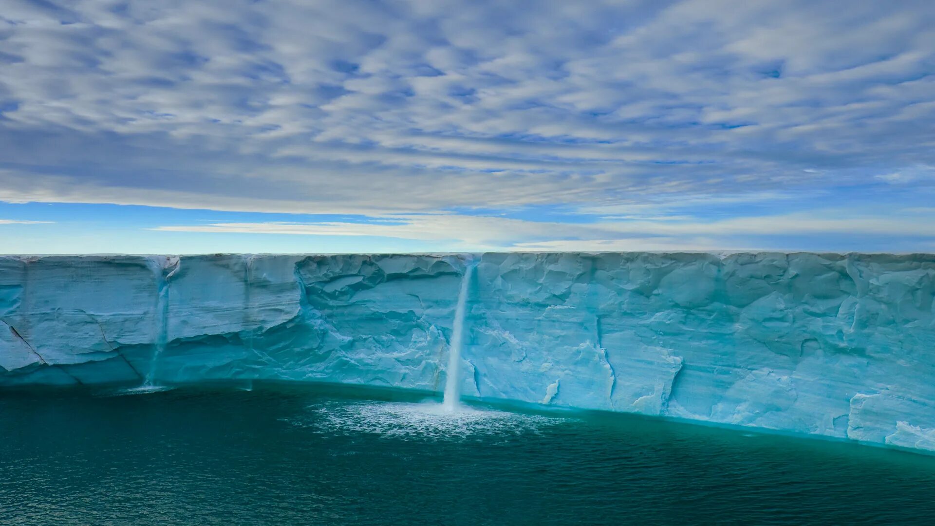 Ледниковые водопады Норвегии. Обои на рабочий стол меняющиеся. Ледяные водопады в Норвегии. Водопад из ледника. Реалми видео обои