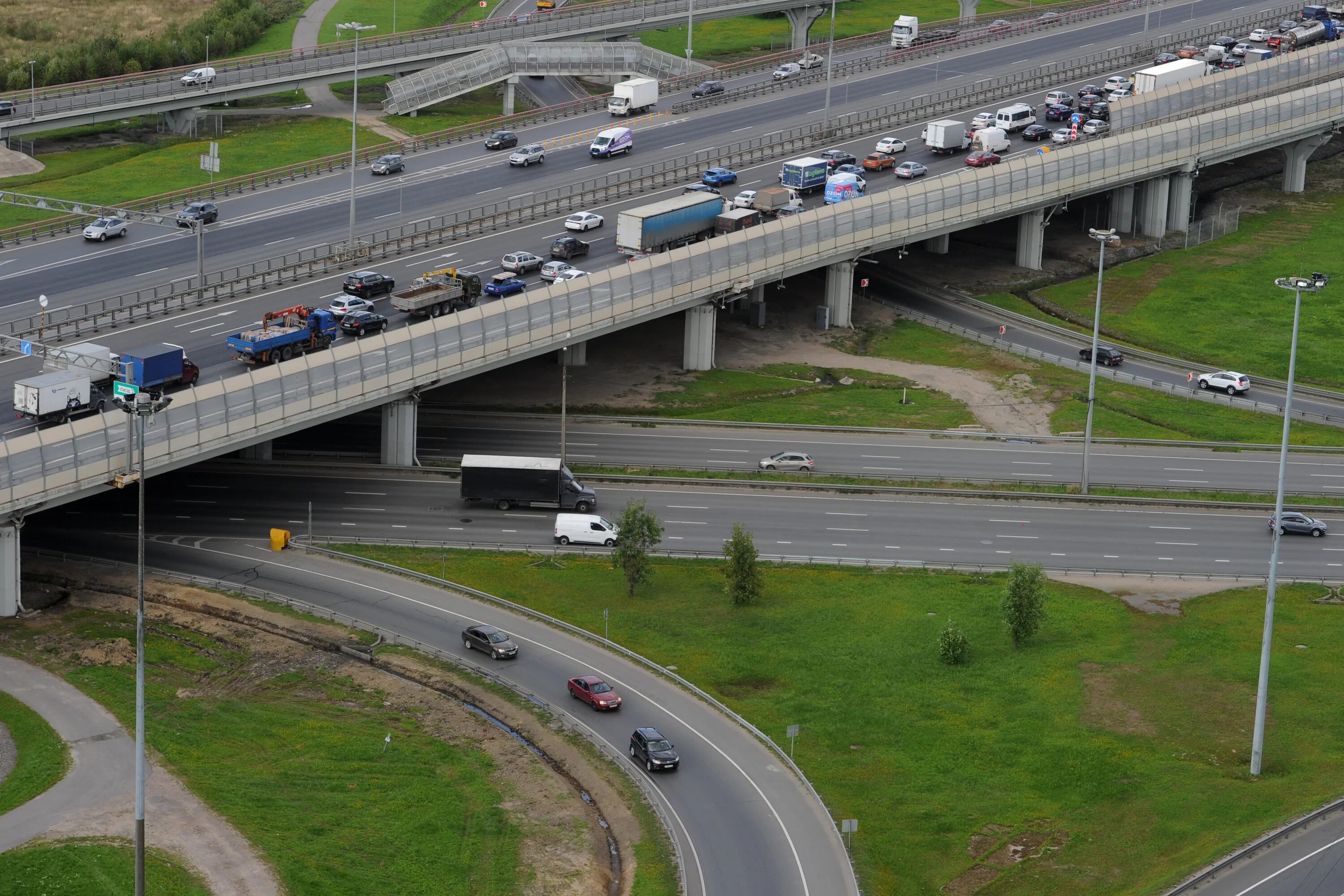 Кад перекрыт. Развязка кад на руставели. Пробка на дамбе картинки юмор. Кад перекрыт. Кад перекрыт.