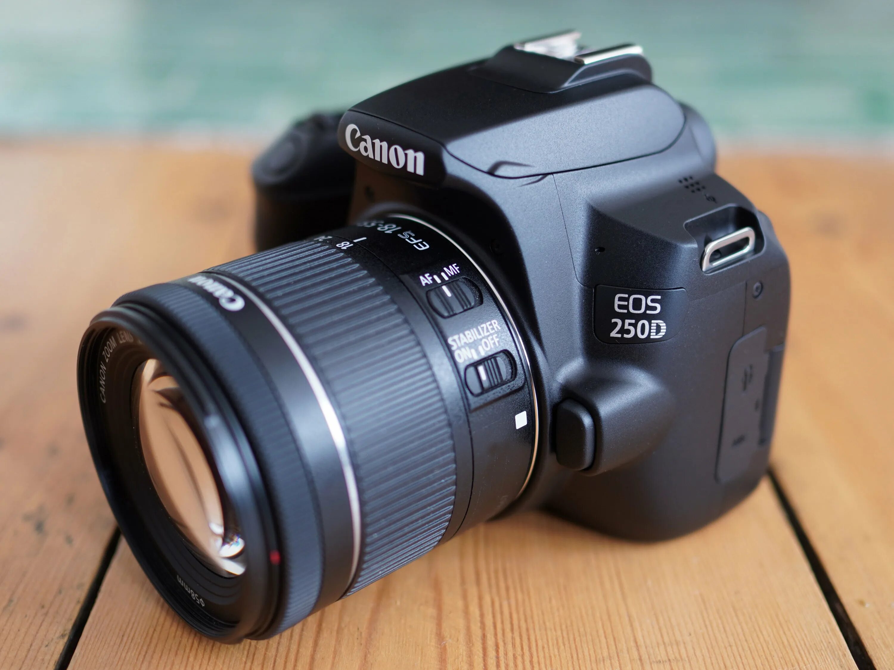 Canon d купить. Canon EOS 250d. EOS 250d Kit. Canon 250d Kit. Фотоаппарат зеркальный Canon EOS 250d EF-S 18-55 is STM Kit Black.