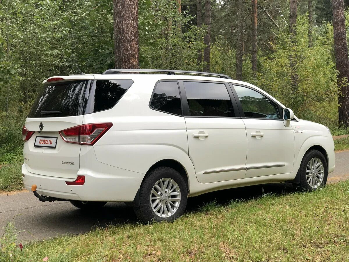 Саньенг ставик купить. SSANGYONG Stavic Rodius 2021. SSANGYONG Stavic 2014. SSANGYONG Stavic 2021. Санг енг Ставик 2023.