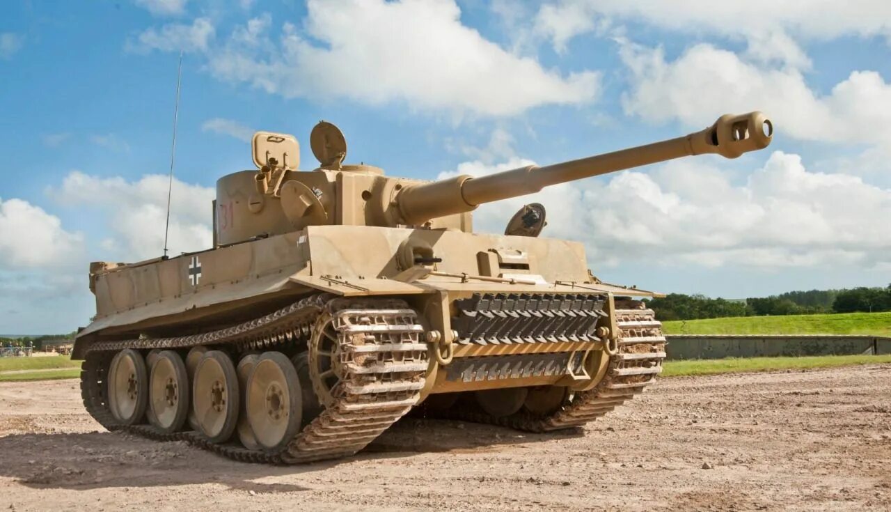 Танк тигр 6. Tiger 1. Танки тигр. Танки тигр 1. Новый немецкий танк тигр