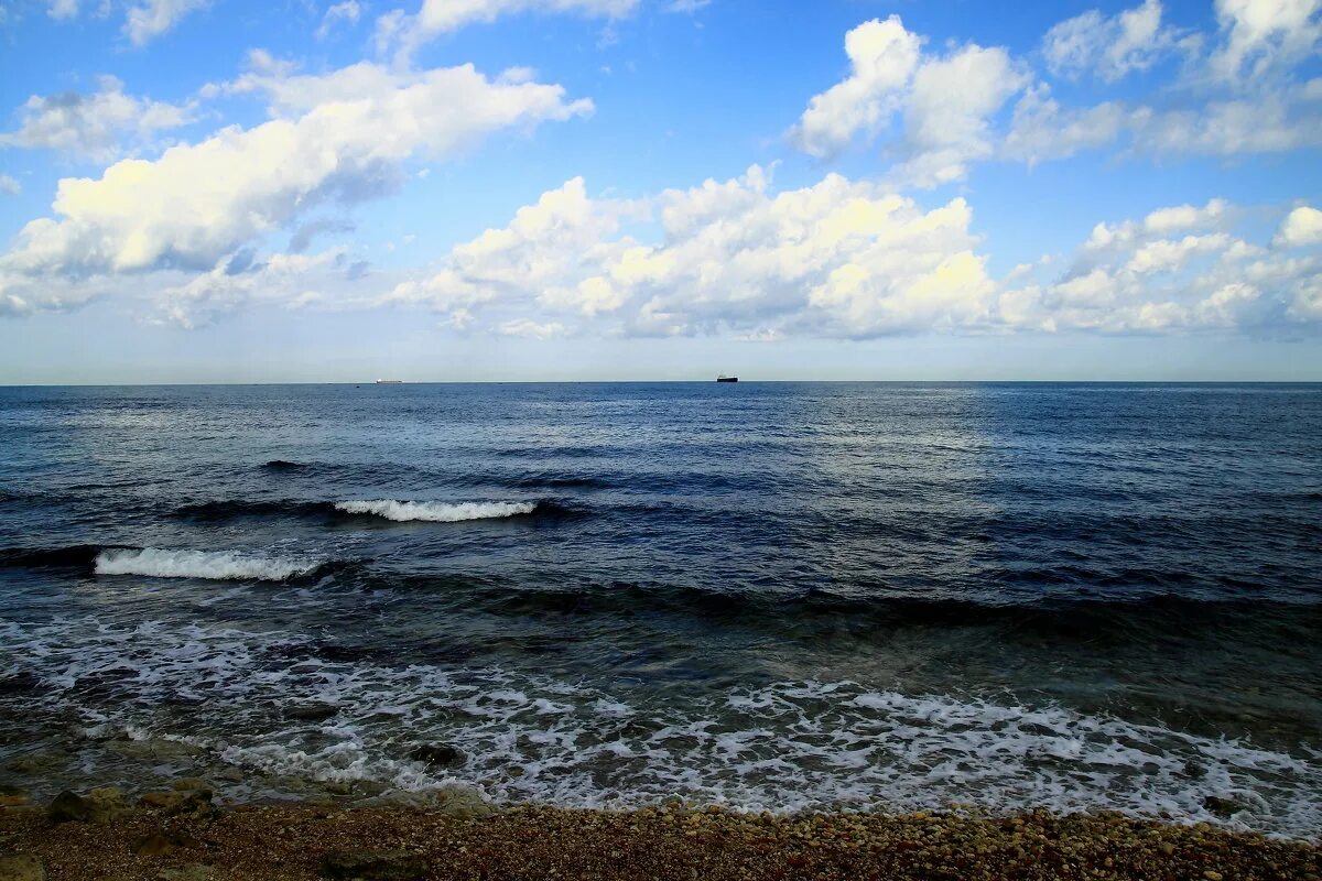 Черное море. Берег черного моря. Открытое черное море. Побережье чёрного.