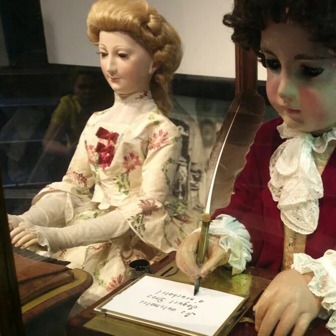 Автоматоны Жаке-дро. Кукла робот Пьер Жаке Дроз. Пьер Жаке дро куклы-автоматоны. First doll