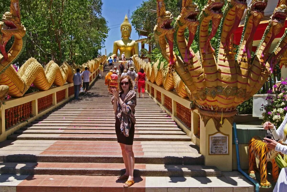 Храмы сиама тайланд паттайя. Паттайя экскурсии 2023. Храм будды в паттайе. Мини сиам тайланд. Статуя будды в паттайе.