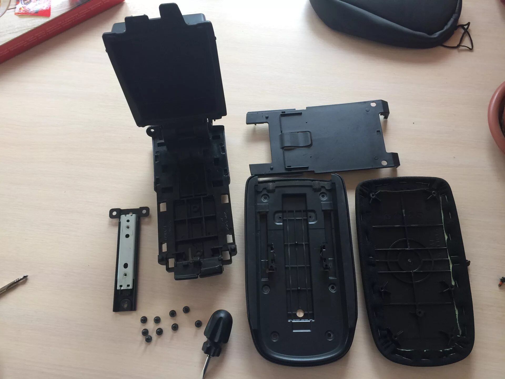 Перетяжка подлокотника - KIA Ceed (1G), 1,6 л, 2007 года своими руками DRIVE2