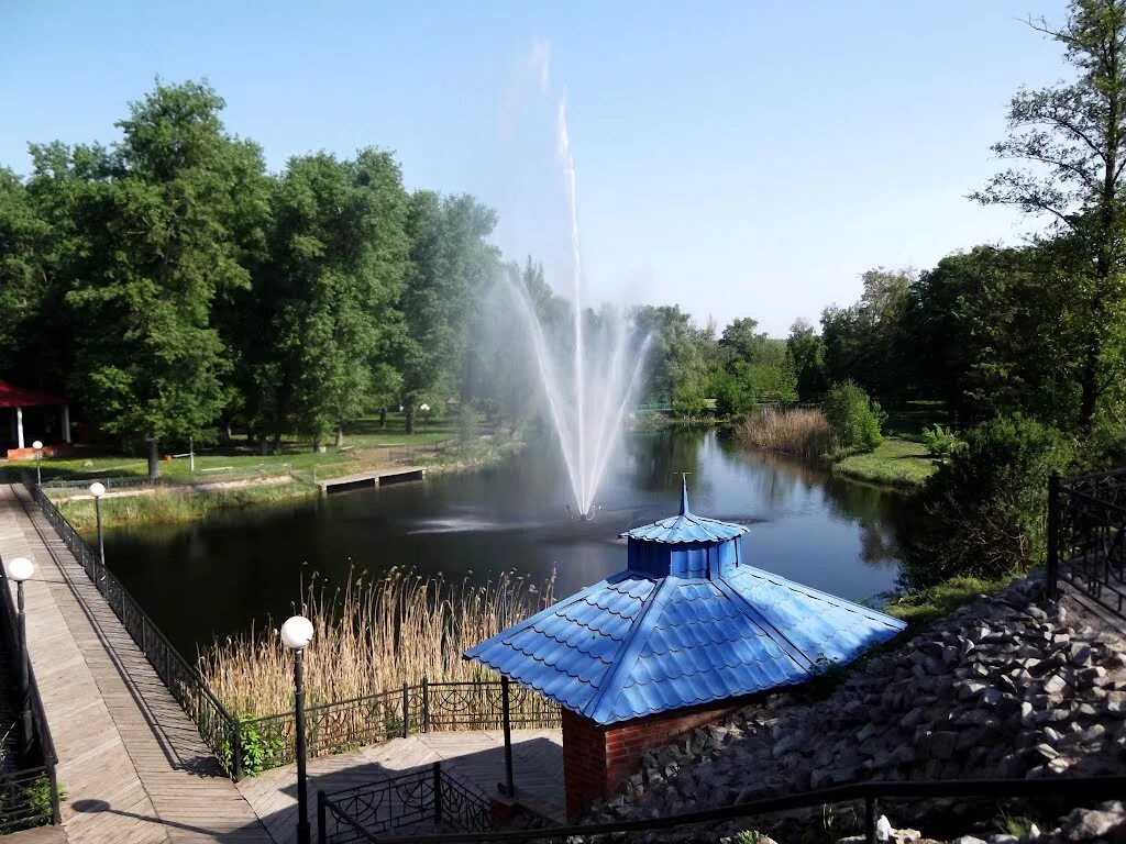 Город грайворон белгородской области. Грайворон парк Петровская Круча. Парк Шухова Грайворон. Грайворон Белгородская. Петровская Круча Грайворон.