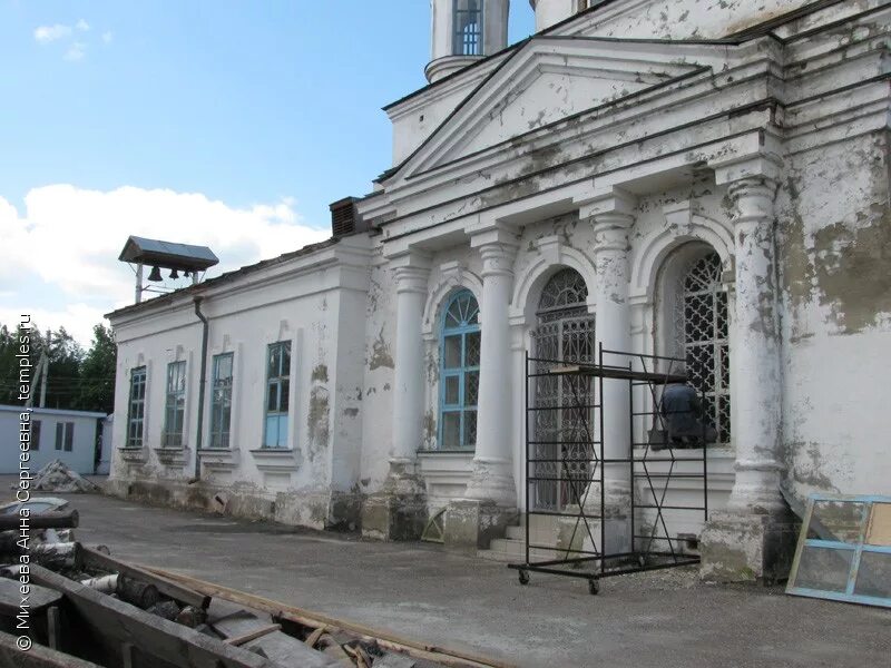 Погода г урень нижегородской области. Храм трех святителей Урень. Трехсвятительская Церковь Урень. Г Урень Нижегородская область. Урень достопримечательности.