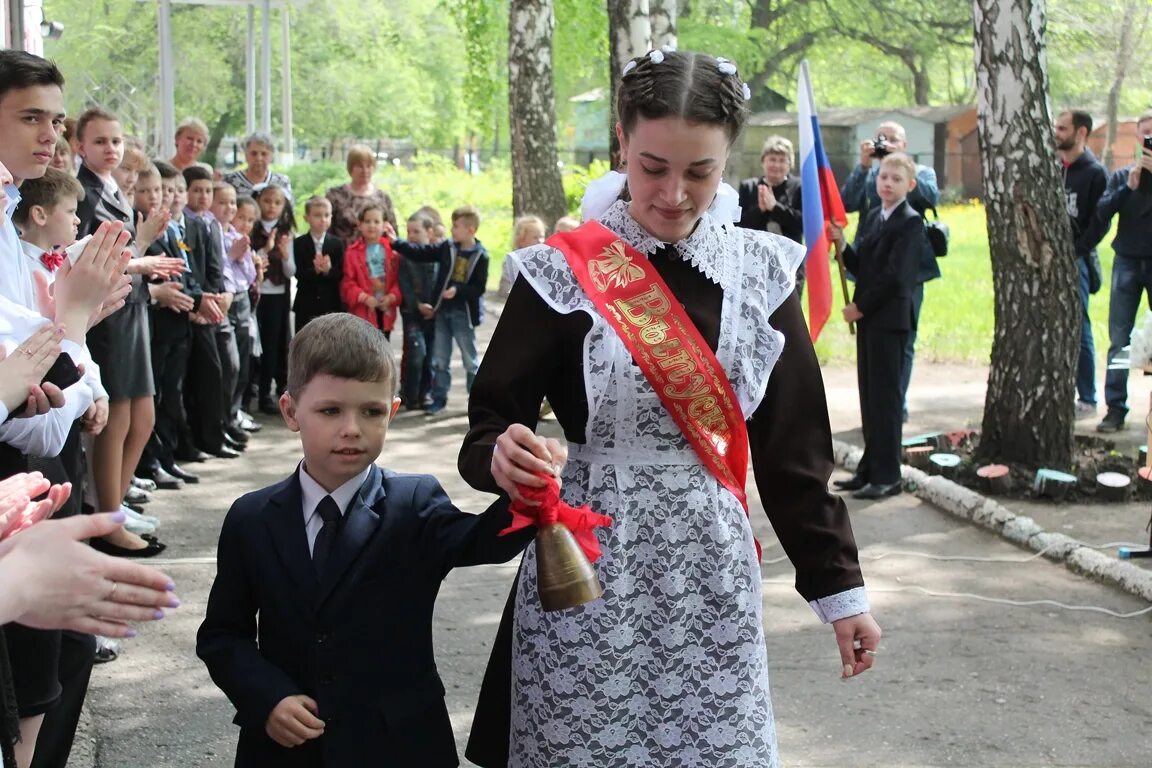Школа интернат 16 ульяновск. Специальная школа в ларьяке. Коррекционная школа ульяновск 26. Школа-интернат 92 ульяновск. Вдохновение ульяновск танцы.