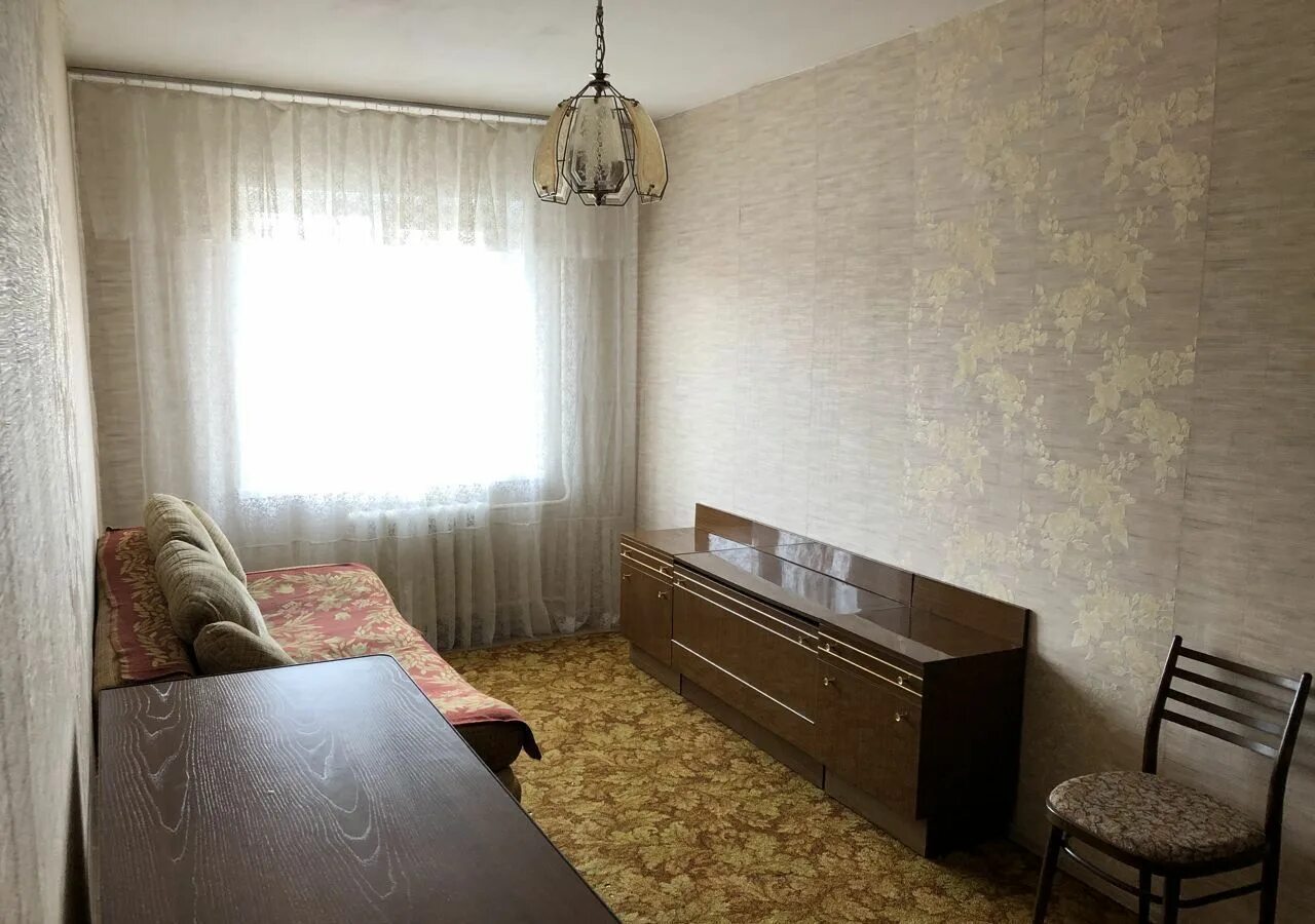 Льва толстого 20 уфа. Льва толстого 14 в курск. Квартиры на толстого 5 новосибирск. Лев толстой квартира аренда. Толстого квартира аренда.