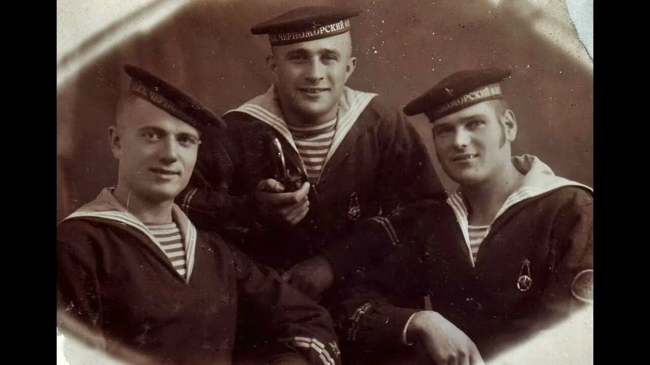На счету советских моряков совершавших ежедневные подвиги