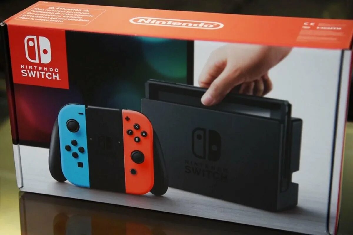 Nintendo switch диски. Нинтендо свитч Нинтендо свитч. Нинтендо свитч выключатель. Нинтендо Сыч. Nintendo Switch железо.