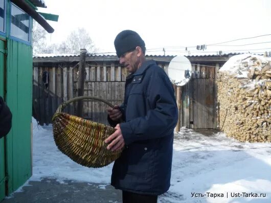 Погода в усть тарке на неделю. Усть-Тарка Новосибирская область. Губернатор Травников в Усть Тарке. Усть Тарка происшествия. Яркуль Матюшкино Усть-Таркского района пропала девочка.