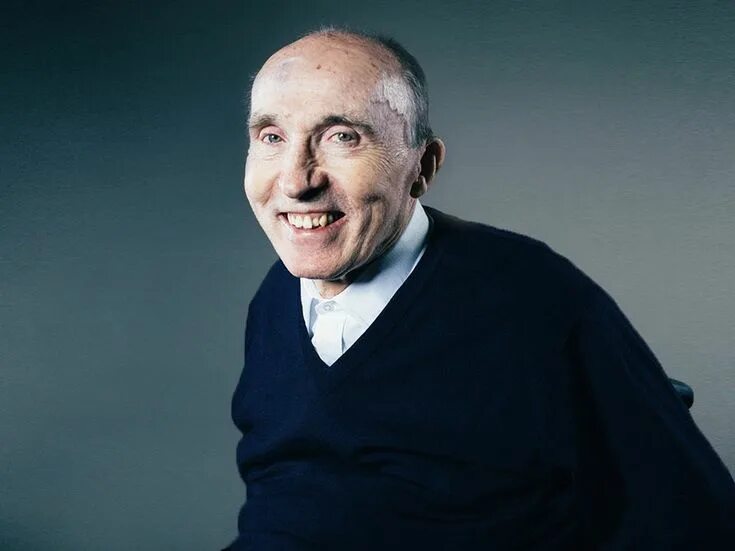 Фрэнк уильям уорвик топэм. Sir frank williams. Фрэнк уильямс формула 1. Фрэнк вильямс психолог. Фрэнк уильямс формула.