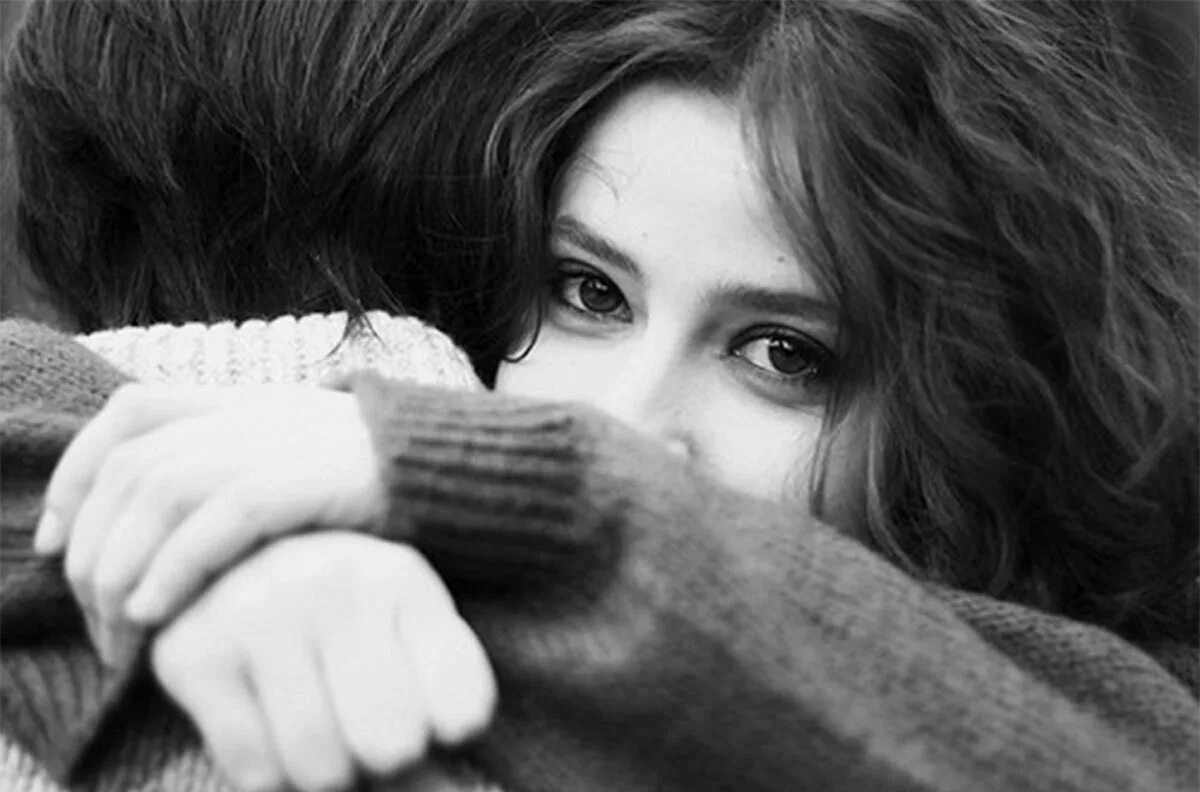 Девушка плачет. Девушка со слезами на глазах. Дилам танг шудди. Нравится девушка плачет. Нравится девушка плачет.