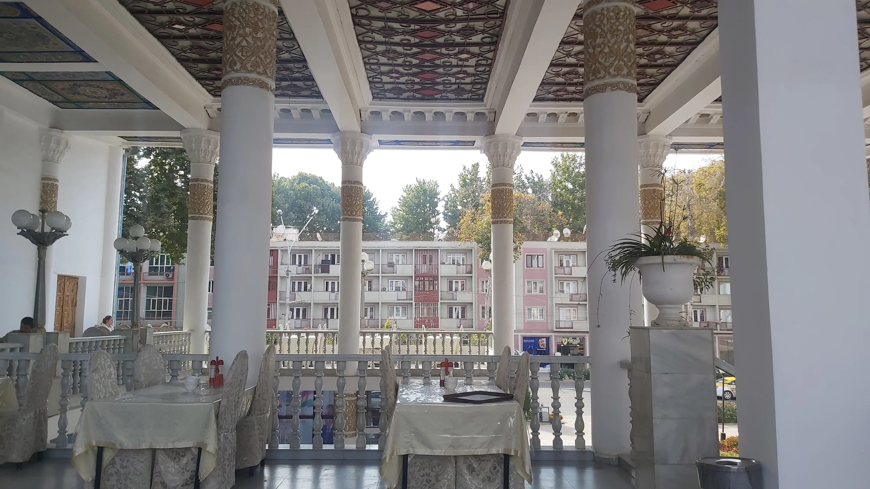 Ресторан рохат в душанбе. Чайхона рохат душанбе. Чайхана душанбе. Г. Чайхана в душанбе.