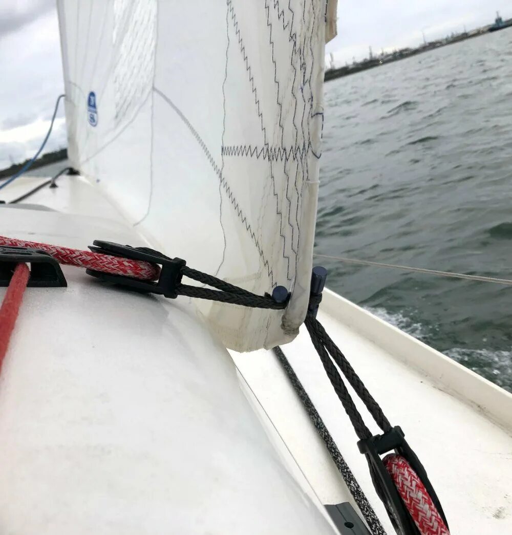 Bone sail. Билли бонс черные паруса. Nike вологда. Bone sail. Bone sail.