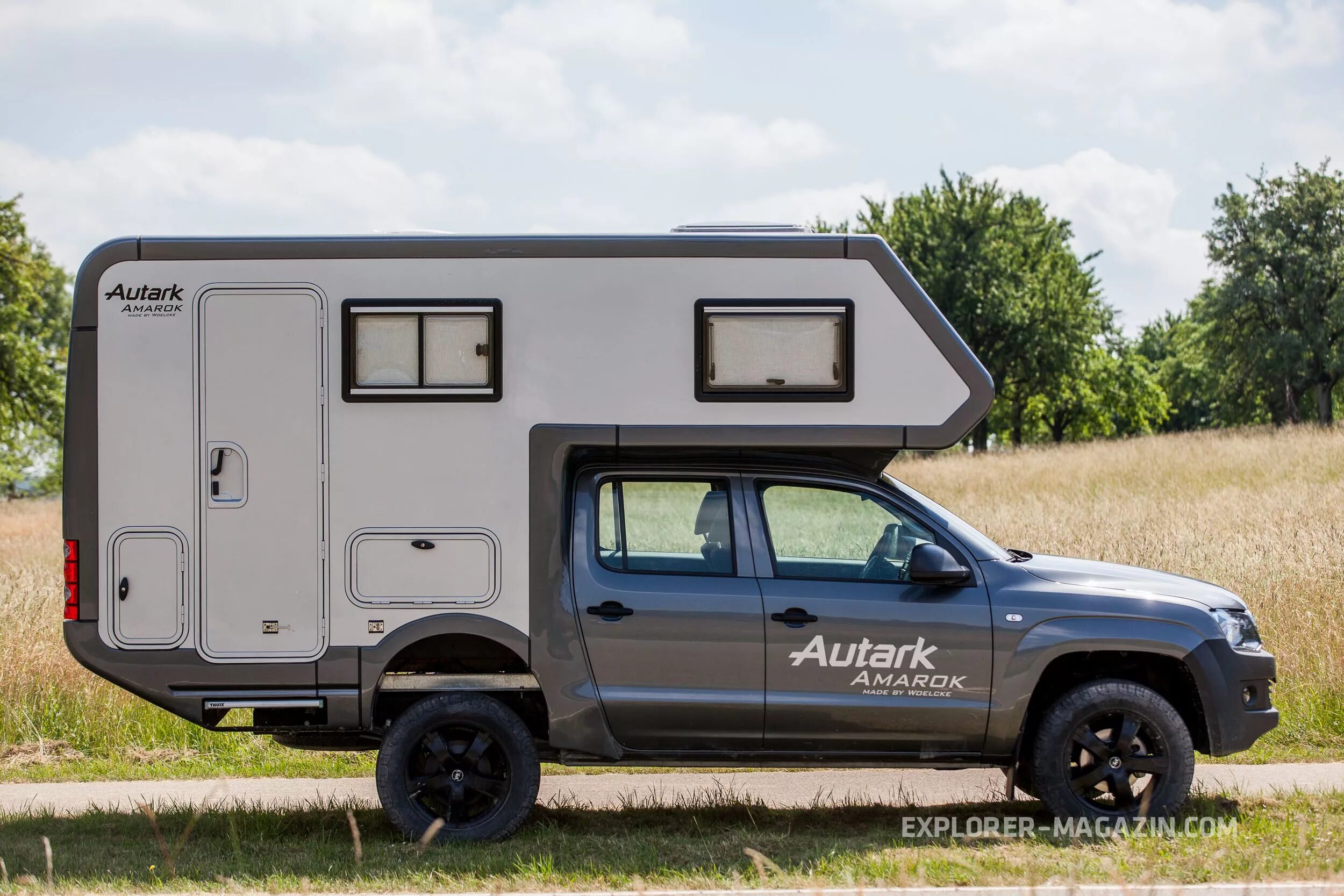 Дом на пикап. Автодом кемпер Хайлюкс. Кунг автодом Hilux Pickup. Toyota Hilux автодом. Тойота Хайлюкс кемпер.