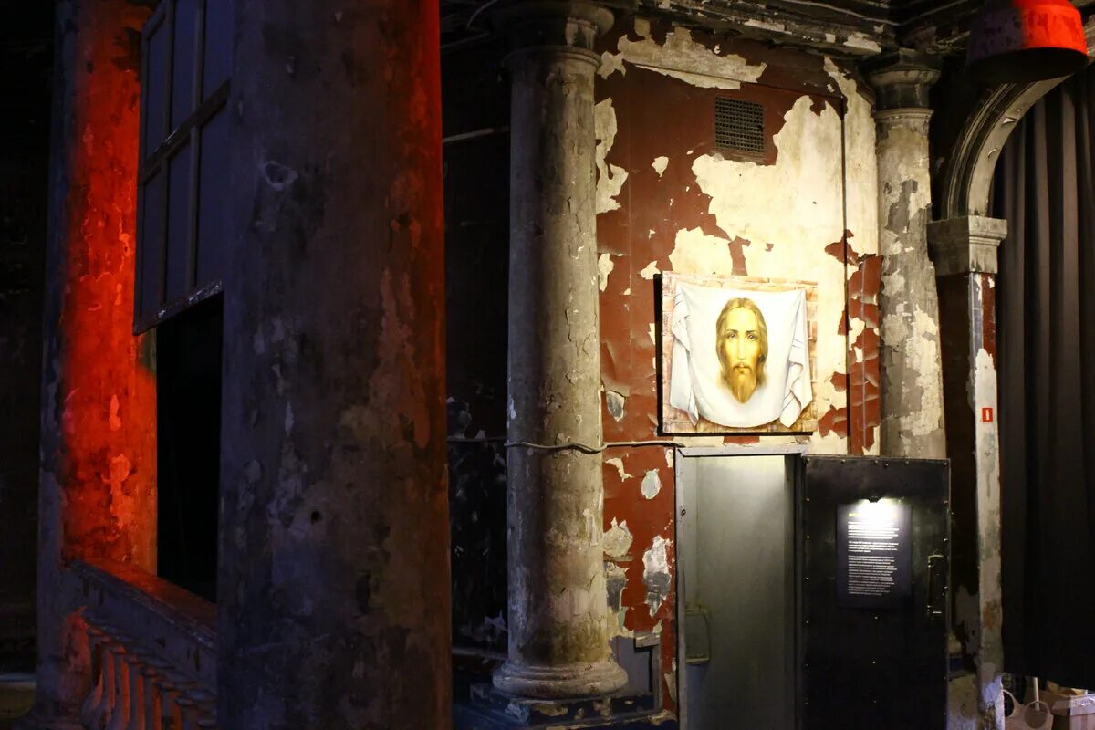 Выставка апокалипсис санкт. Анненкирхе в санкт-петербурге выставка. анненкирхе выставка. анненкирхе сотворение. апокалипсис от анненкирхе выставка спб.