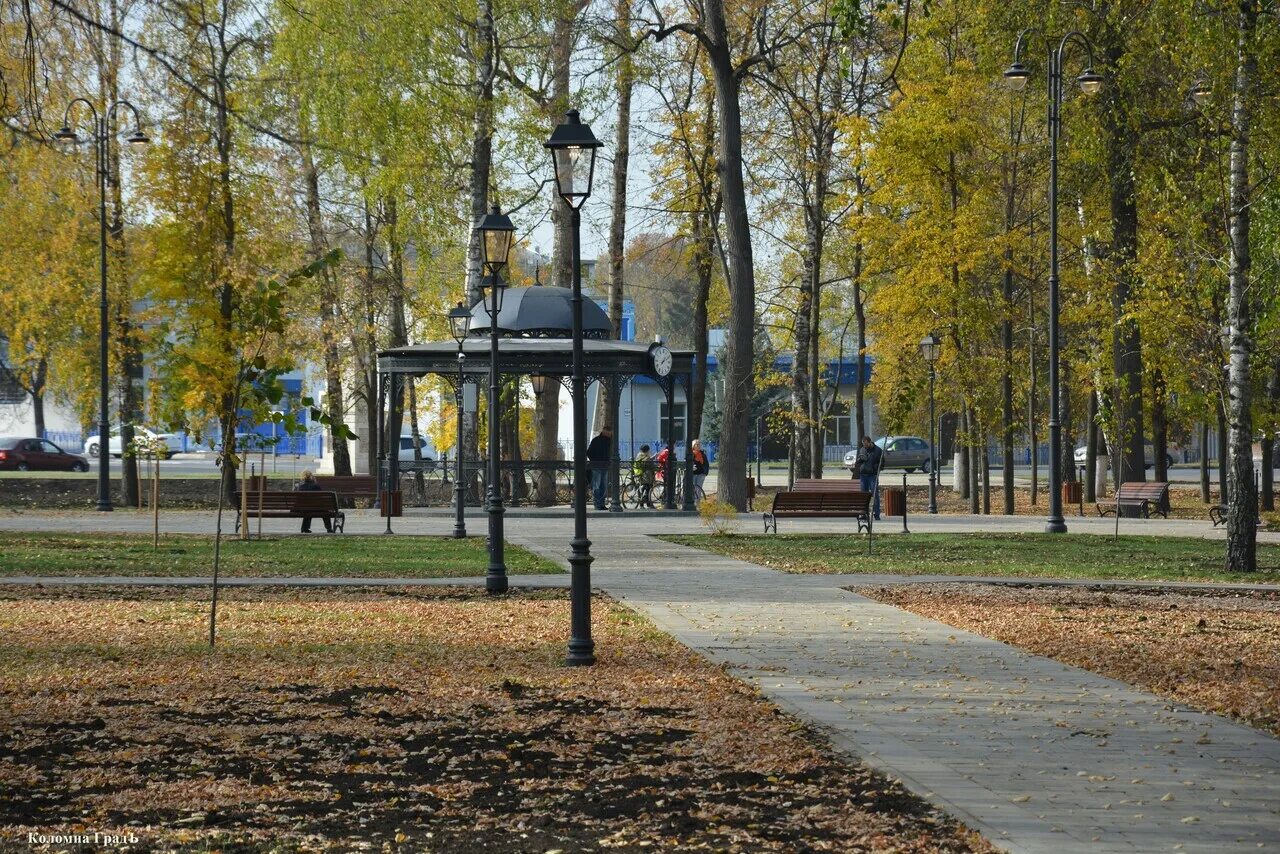 Парк запруды. Парк запруды Коломна. Сквер в запрудах Коломна. Коломна городской парк. Городской сквер.