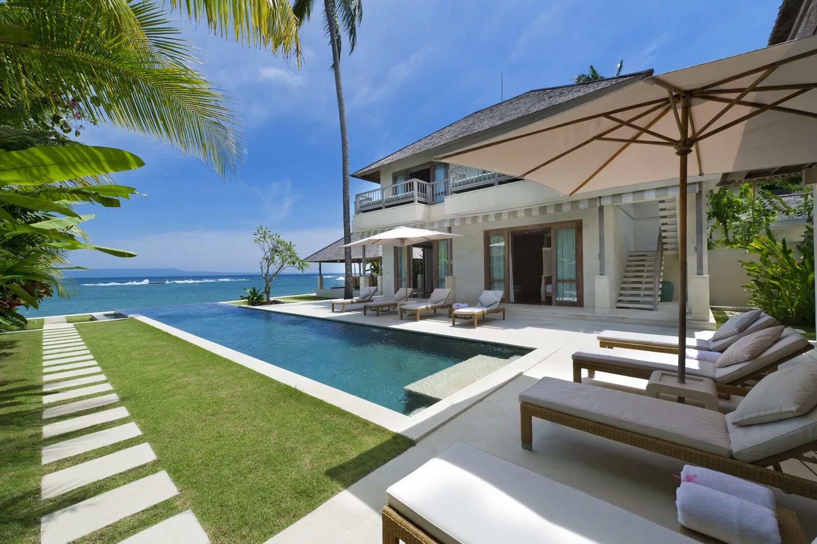 Villa leone бали. Домогацкий бали. Проект виллы на бали. Бунгало на бали. Бали luxury villa.