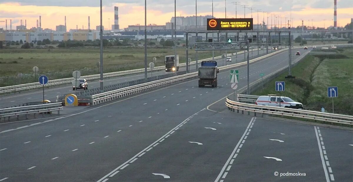 Рельсовая трасса в петербурге. M11 трасса.