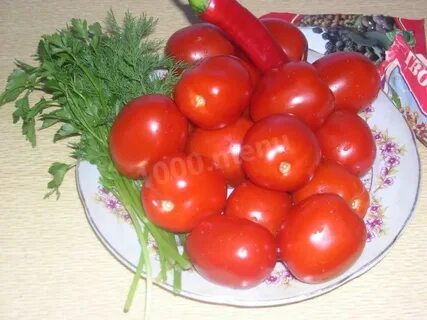 Помидоры с молотым черным перцем на зиму