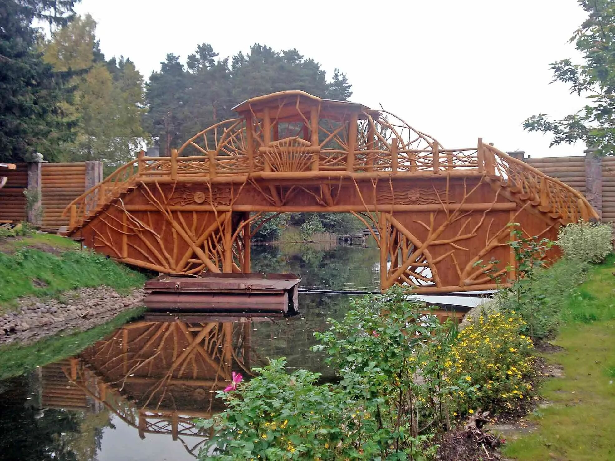 More wooden most wooden. Деревянный мост. Деревянный пешеходный мост. Мост из дерева. Современные деревянные мосты.