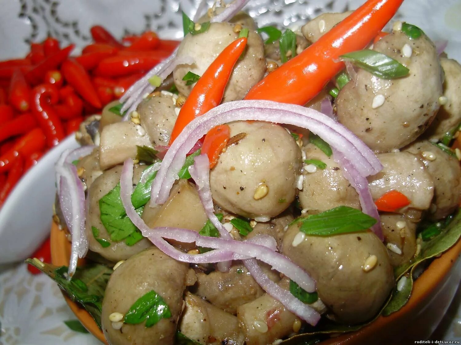 Шампиньоны с морковкой рецепт. Шампиньоны с морковкой рецепт. Шампиньоны с морковкой рецепт. 250 грамм шампиньонов. Корейские шампиньоны.
