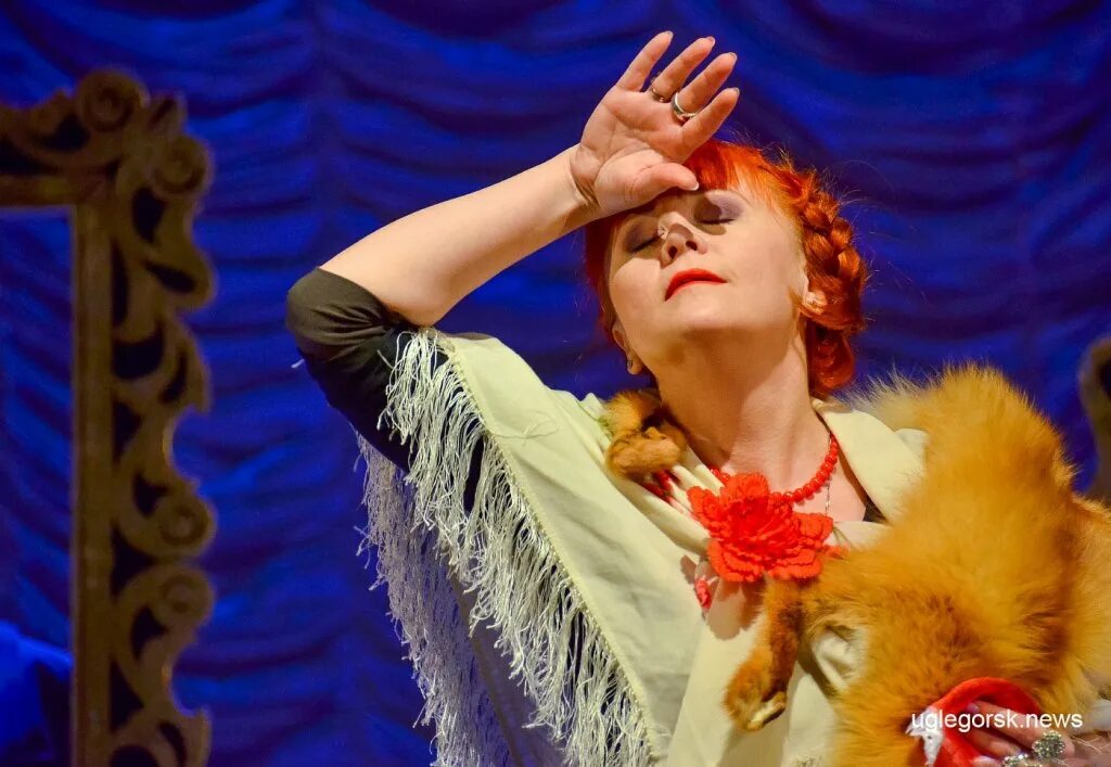 Углегорск сахалин районный дом культуры 2016. Дом культуры углегорск. Дом культуры шахтерск сахалинская область. Углегорска. Дом культуры углегорск.