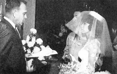 Jack Entratter Nancy Sinatra Tommy Sands wedding 1960.jpg.