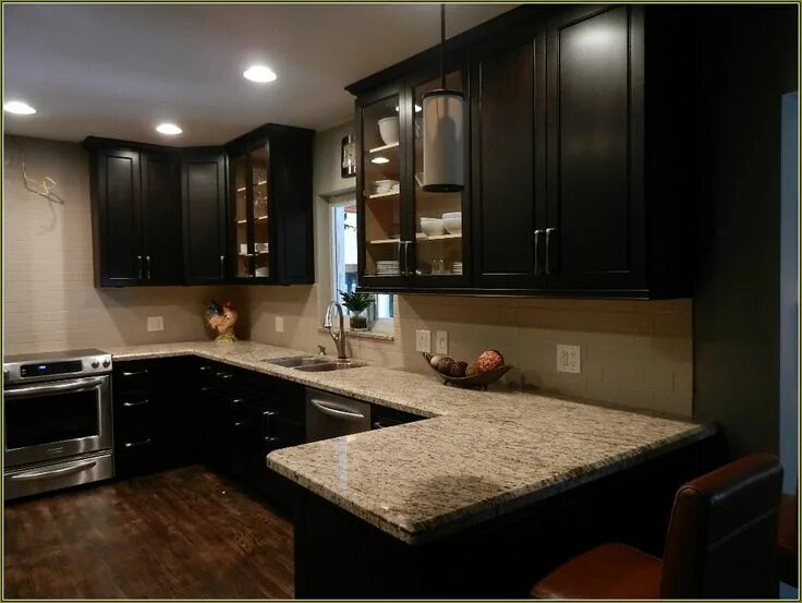 Black Kitchen Cabinets Offer Elegance And Style Black kitchen cabinets, Black ki