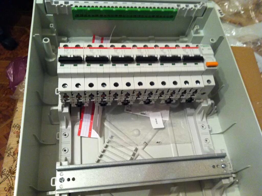 электрический щит 380в. электрический щит 380в. входной электрощит 380в. вводной электрощит 380в. электрический щит 380в.