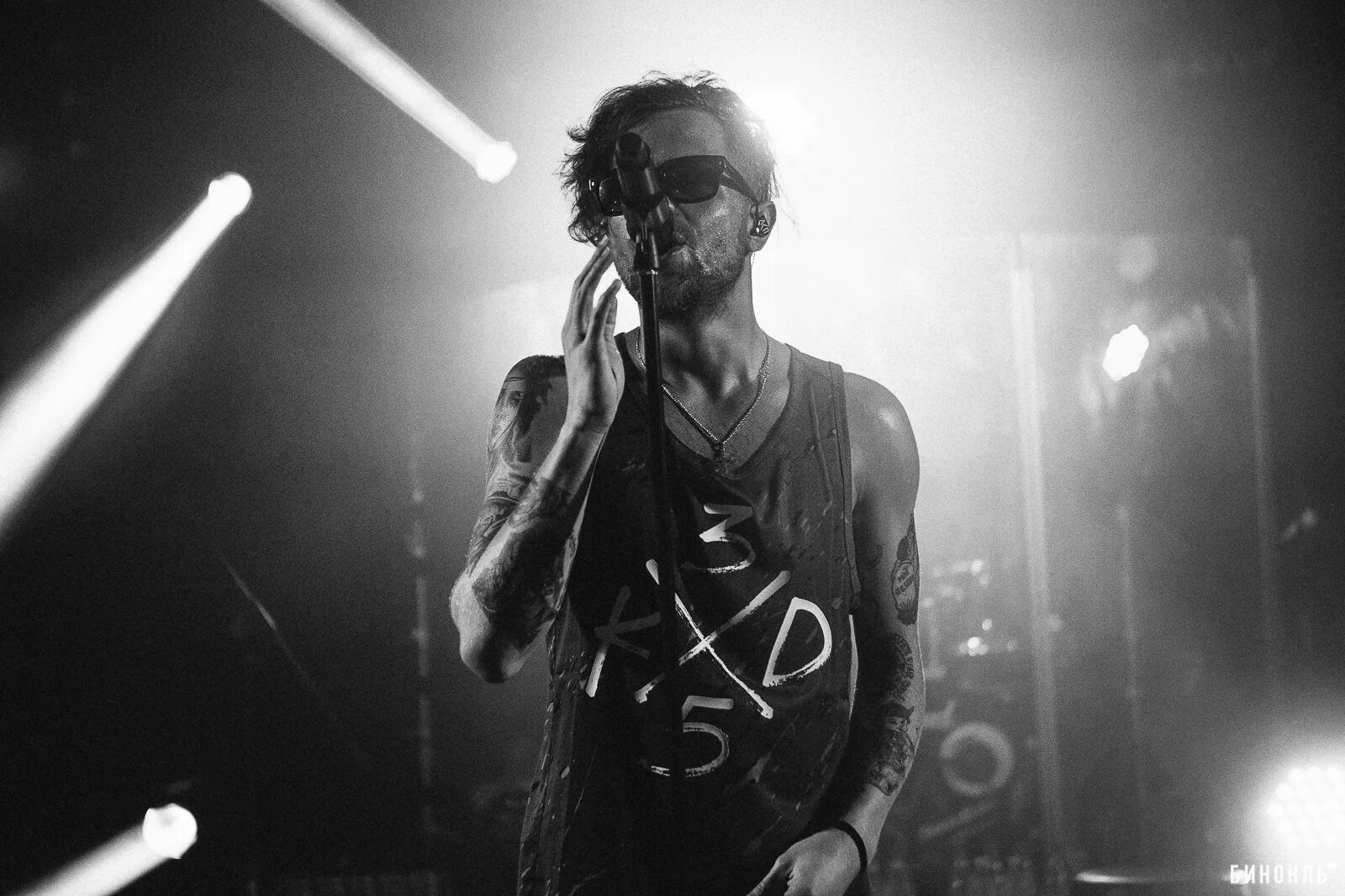 Лсп feat. Нюша и лсп грязные танцы. Лсп фото группы. Лсп feat. Лсп feat.