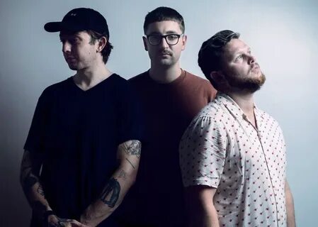 Alt j