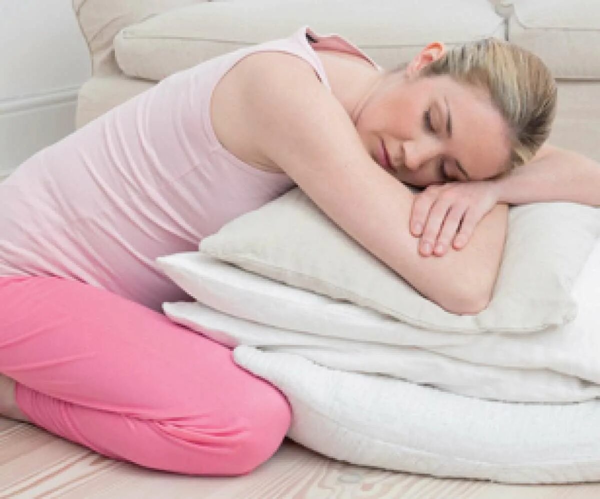 подушка для беременных 3 триместр. позы сна для беременных. позы сна для беременных. удобные позы для сна при беременности.
