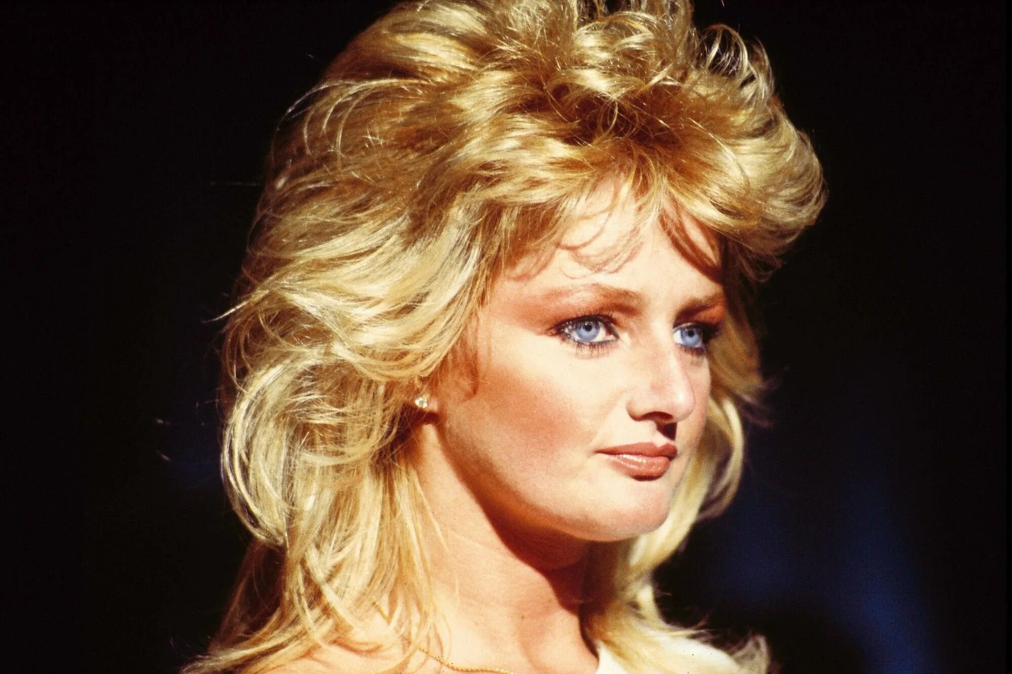 Бони тейлор лучшие. Bonnie Tyler. Bonnie Tyler 1984.