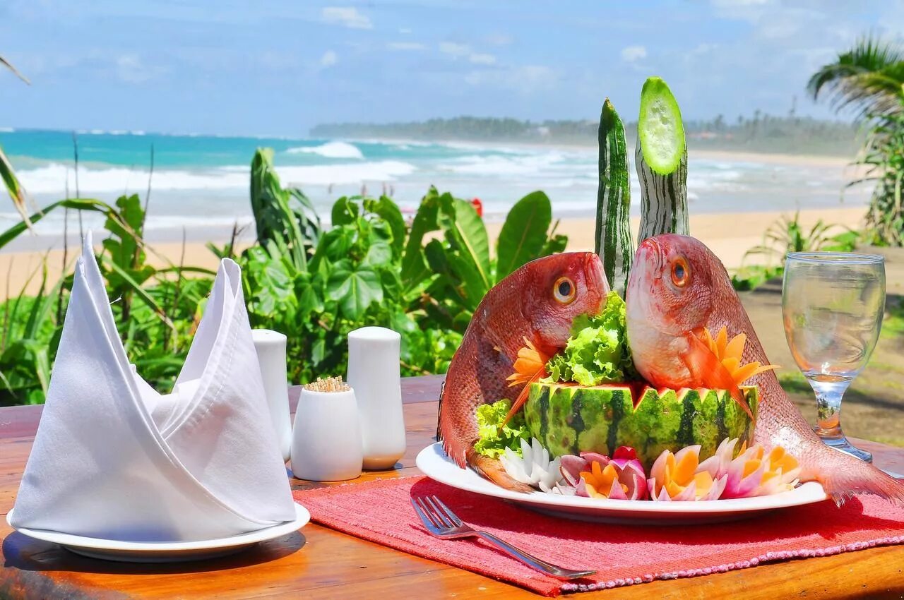 Шри букинг. Koggala Beach. Когалла Бич отель Шри Ланка. Koggala Beach Шри Ланка. Koggala Beach Hotel.