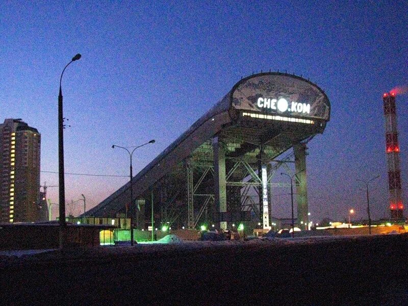 Снежком закрыт. Комплекс снежком Красногорск. Снежком в Павшино. Здание снежком в Красногорске. Снежком горнолыжный комплекс в Красногорске.