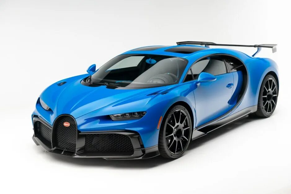 Бугатти Pur Sport. Бугатти 2021. Bugatti CHINOR super Sport 2022. Bugatti Chiron Sport 2021 салон. Bugatti 2021