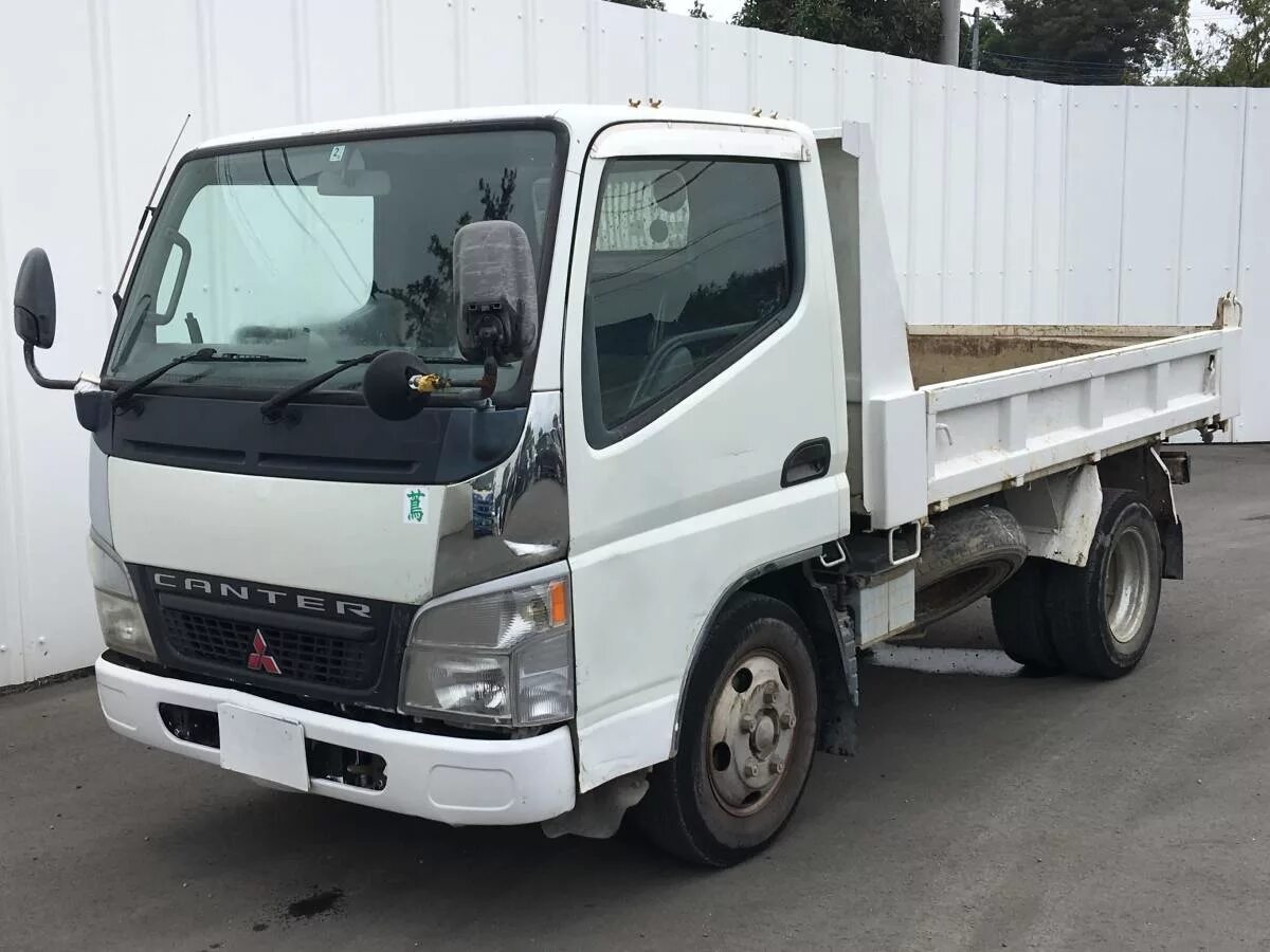 Canter самосвал fe507bd. Mitsubishi Кантер. Митсубиши Кантер самосвал. Митсубиси Кантер 1.5 тонны. Купить японский грузовик до 3