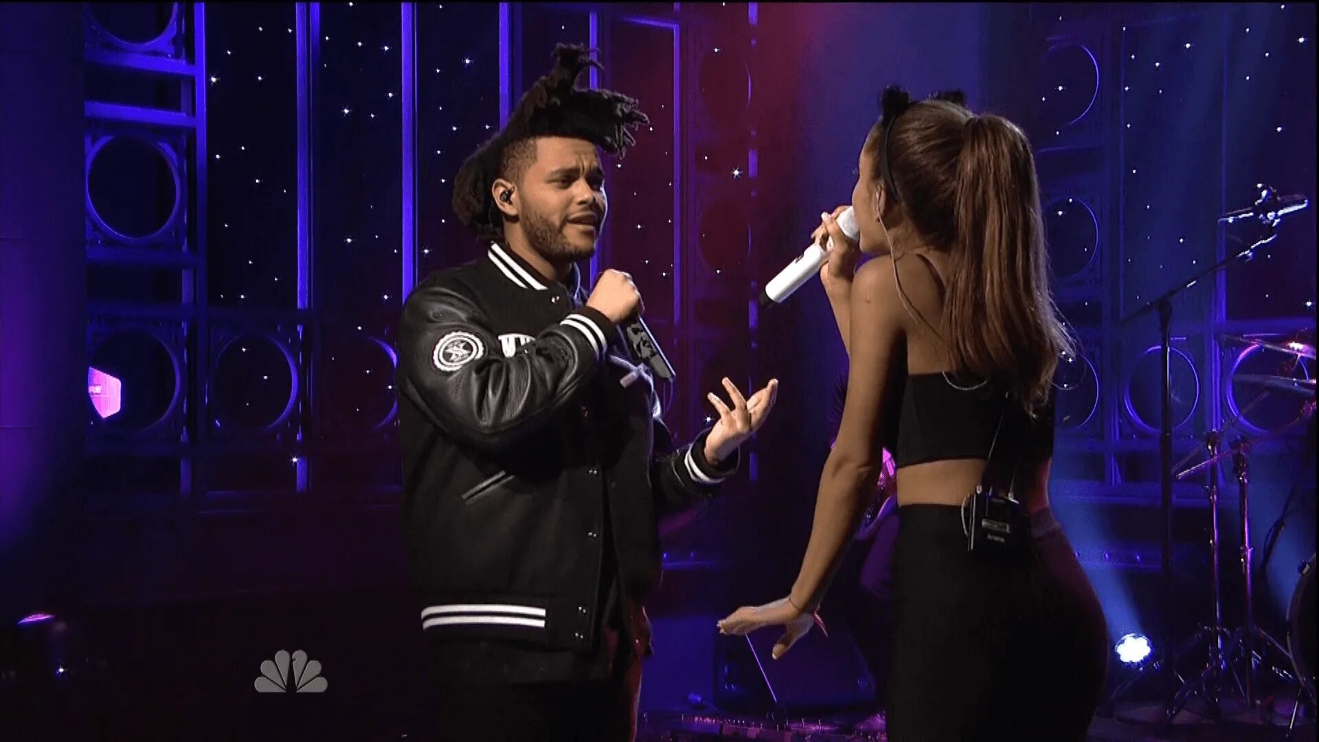 Кто поет песню волшебная. Ariana the Weeknd. The Weeknd Ariana grande.
