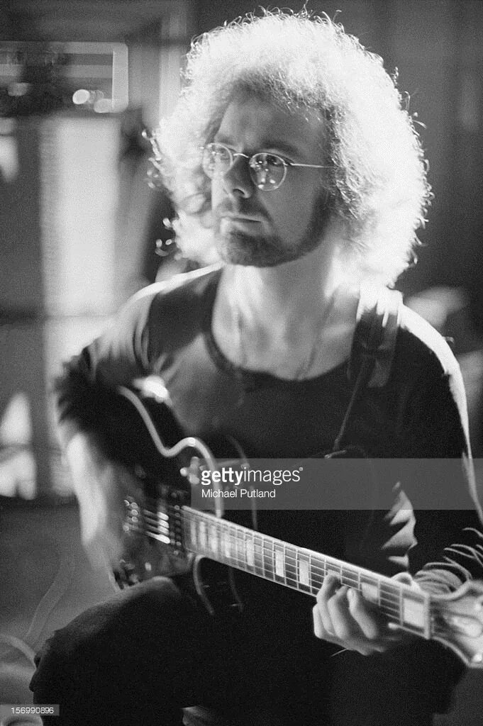 Robert fripp. Robert fripp